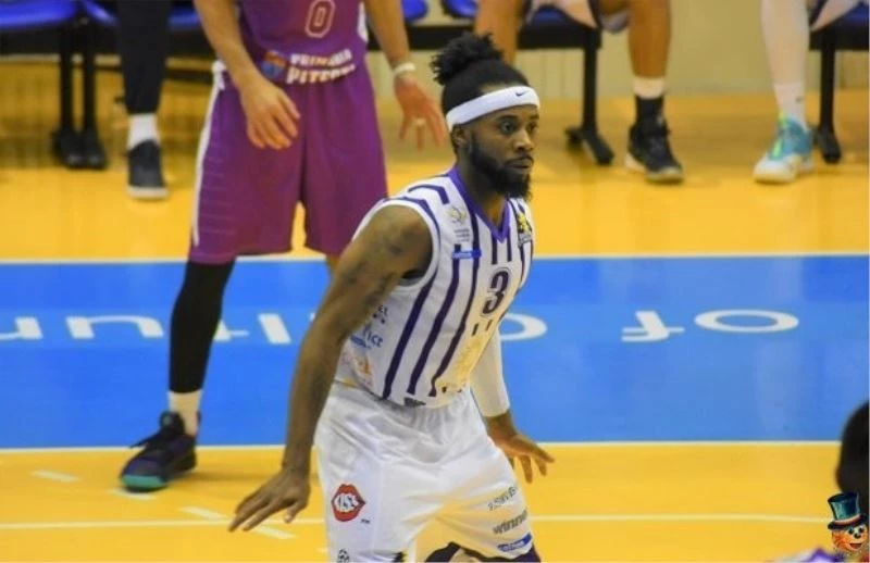 Akhisarlı devler oyun kurucusunu Romanya’da buldu
