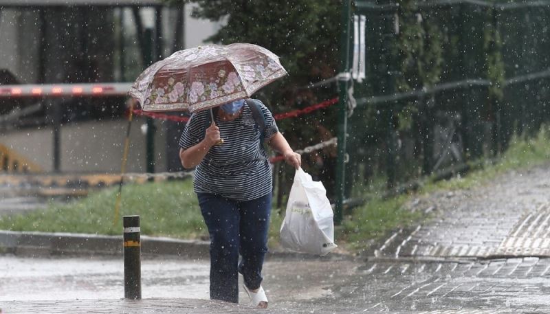 Doğu Anadolu’da 2 ilde gök gürültülü sağanak yağış bekleniliyor
