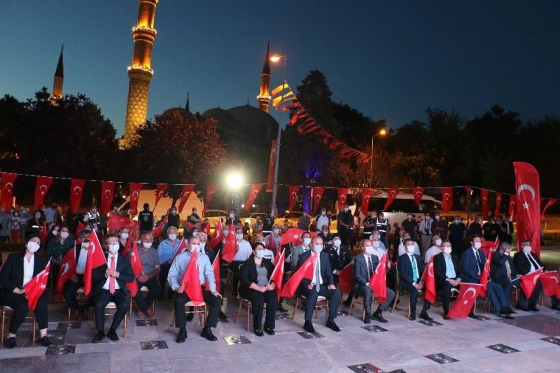 Selimiye’de 15 Temmuz anısına ‘Birliğimiz daim olsun’ mahyası
