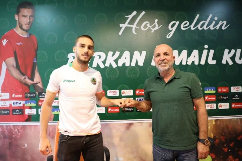 Alanyaspor, Berkan İsmail Kutlu ile sözleşme imzaladı
