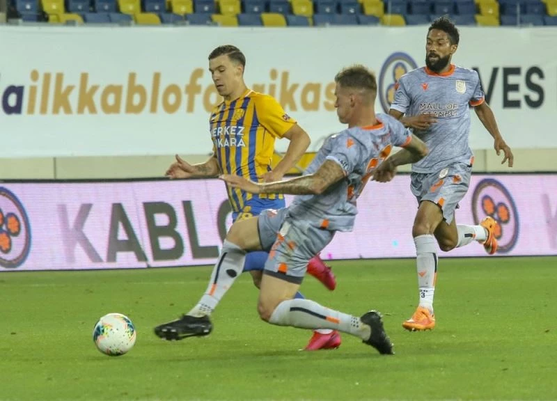 Fenerbahçe’de rota Konrad Michalak
