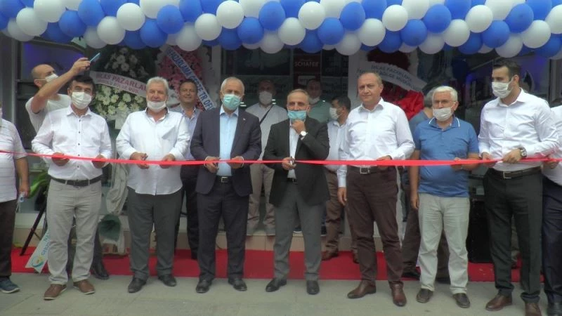 İhlas Mağazası Gebze şubesine görkemli açılış
