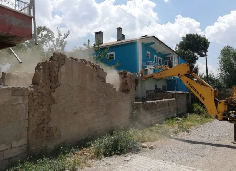 Geri dönüşüm ile 777 bin ağacın kesilmesi önlendi
