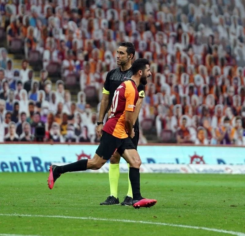 Emre Akbaba bu sezonki 6. golünü attı
