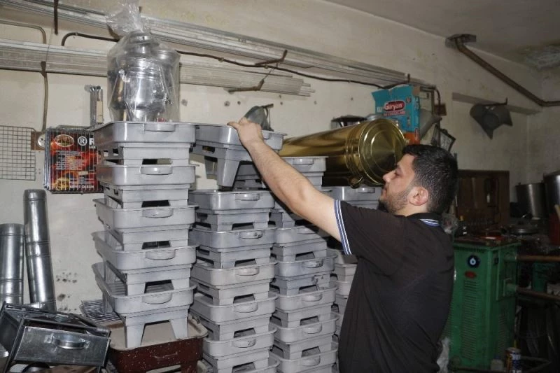 9 ay oturuyorlar, yazın siparişlere yetişemiyorlar
