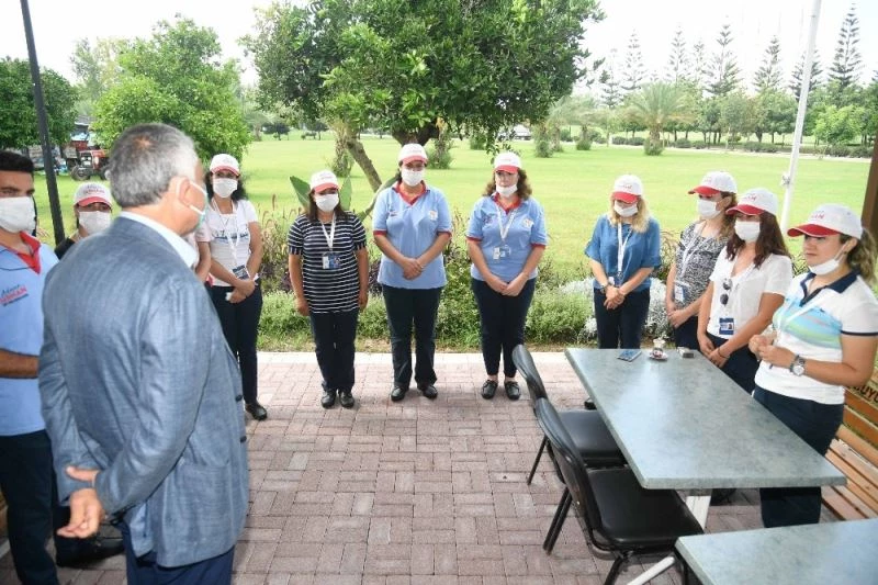 Büyükşehir, Köyümüze Derman Projesi ile kırsaldaki halkın sorunları için sahada
