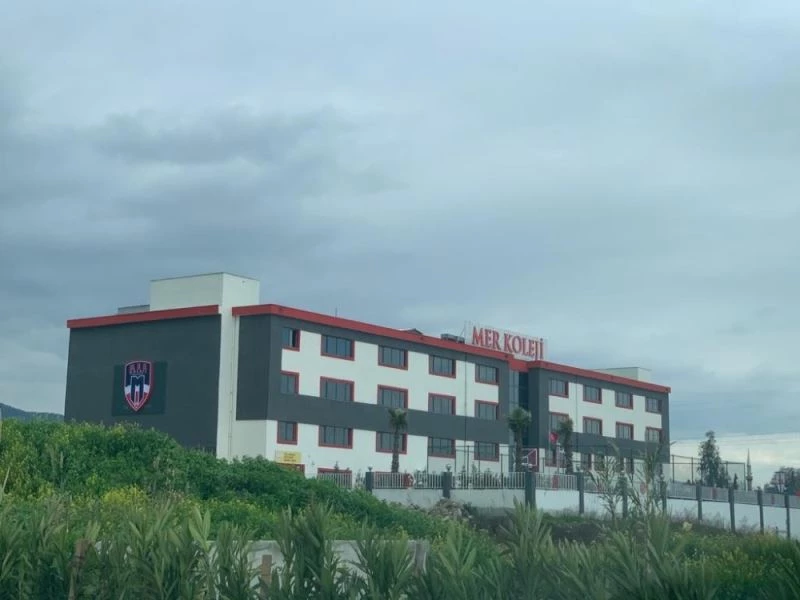 İki yıllık MER Kolejinden LGS’de büyük başarı
