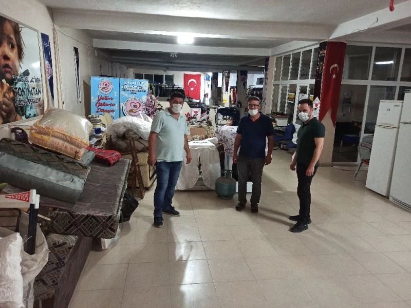 Şuhut Gönüllüleri ihtiyaç sahiplerine ulaşmaya devam ediyor
