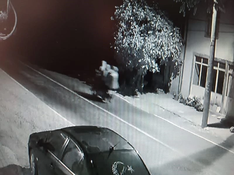 JASAT’tan beğendiklerini çalan ‘Kırık Stop Farı’ çetesine operasyon
