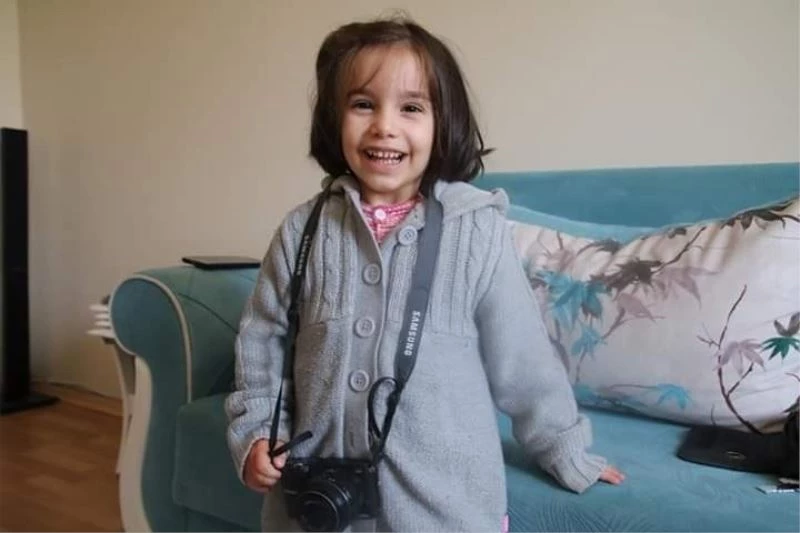 Pencereden düşen gazetecinin kızı hayatını kaybetti
