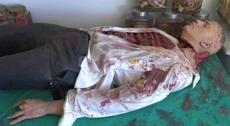 Ürettikleri programlanabilir silikon heykeller ile yurt dışına kafa tutuyorlar
