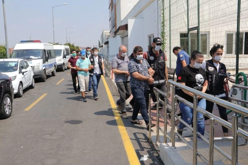 Adana’da pos tefecilerine operasyon: 25 gözaltı
