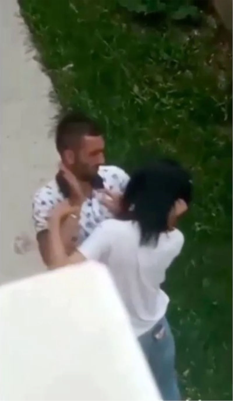 Genç kızın boğazını sıkıp, karnına yumruk atarak darp etti
