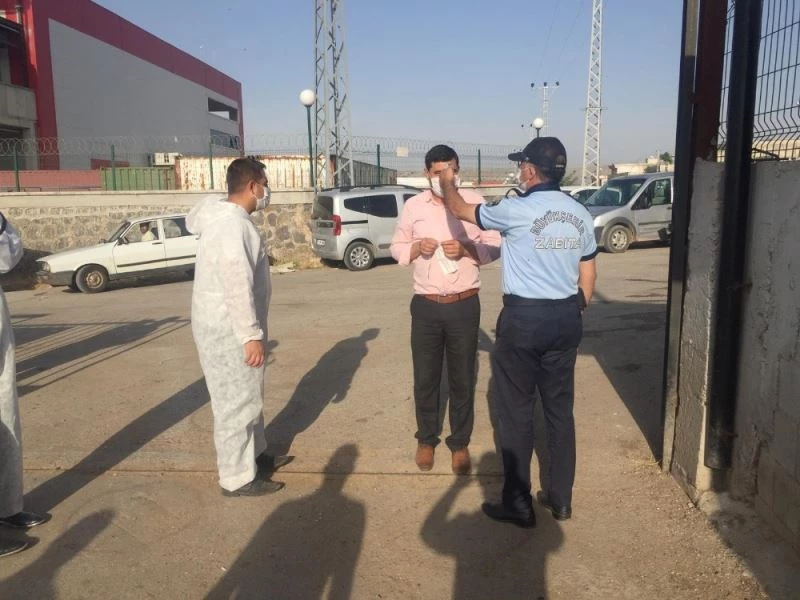 Kkurban satış alanlarında pandemi önlemlerini artırdı
