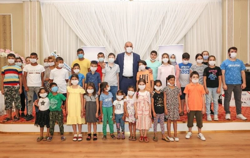 Canik’te yetimlerin yüzü gülüyor
