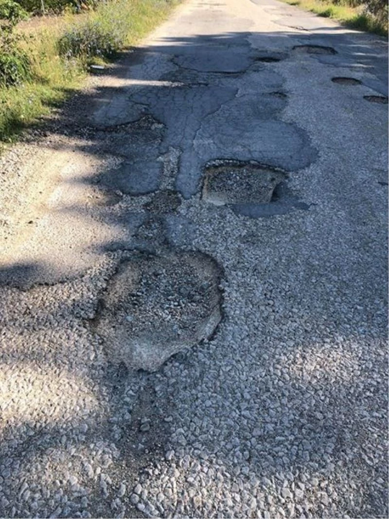 Eskişehir’deki bozulan yollar vatandaşın tepkisini çekiyor
