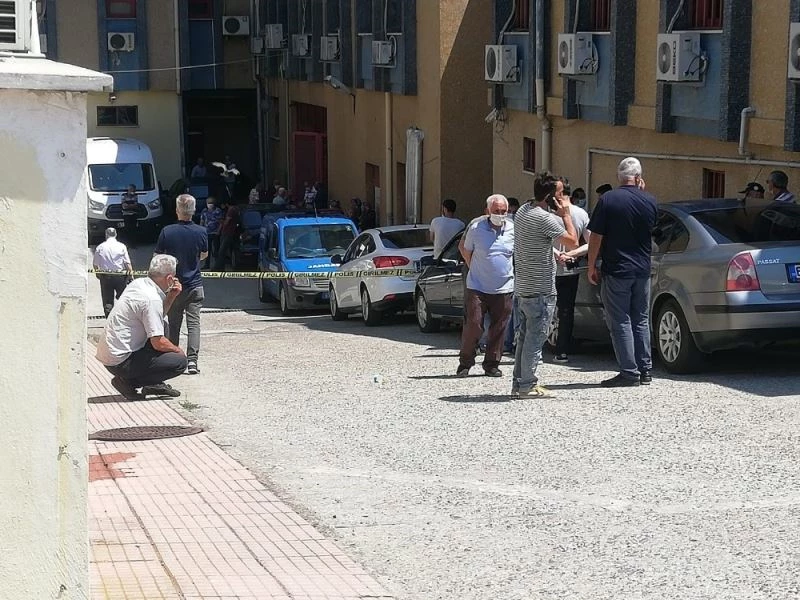 Öldürülen inşaat işçilerinin aileleri sinir krizleri geçirdi
