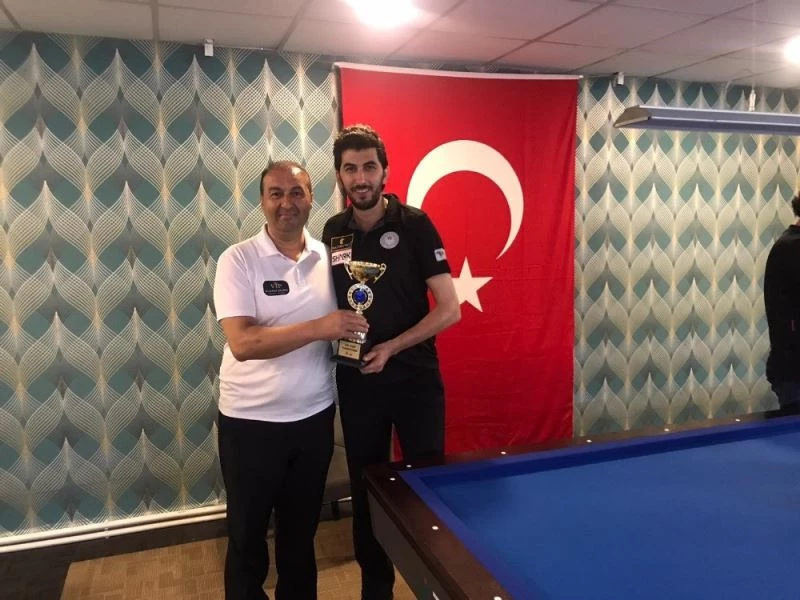 3 bant şampiyonasında Emrullah Başeğmez üçüncü oldu
