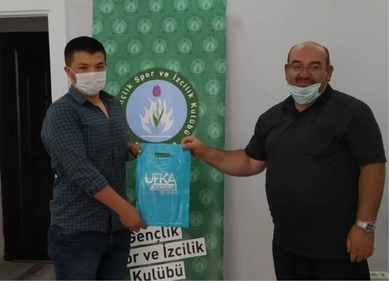 Ufka Yolculuk Yarışmasında derece yapan öğrenciler ödüllendirildi
