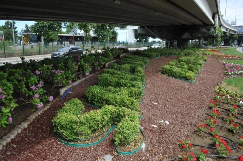 Çevre ve peyzaj düzenlemeleri ile görsel şölen
