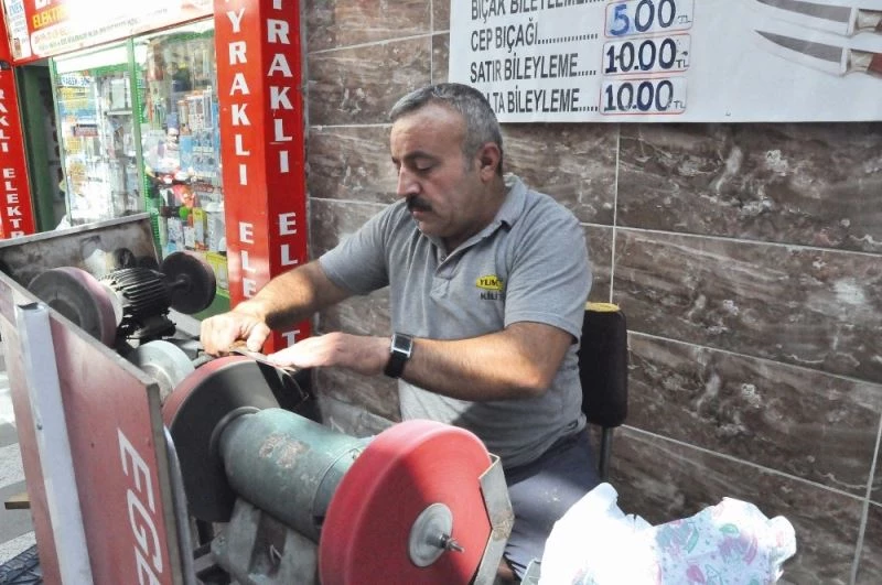 Bıçakçılarda kurban mesaisi başladı
