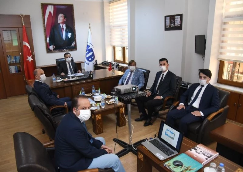 Vali Aksoy’dan Aydın Defterdarlığı’na ziyaret
