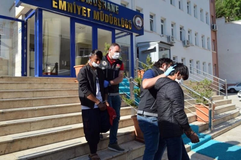 Gümüşhane’de 2 kilogram reçine esrar ele geçirildi
