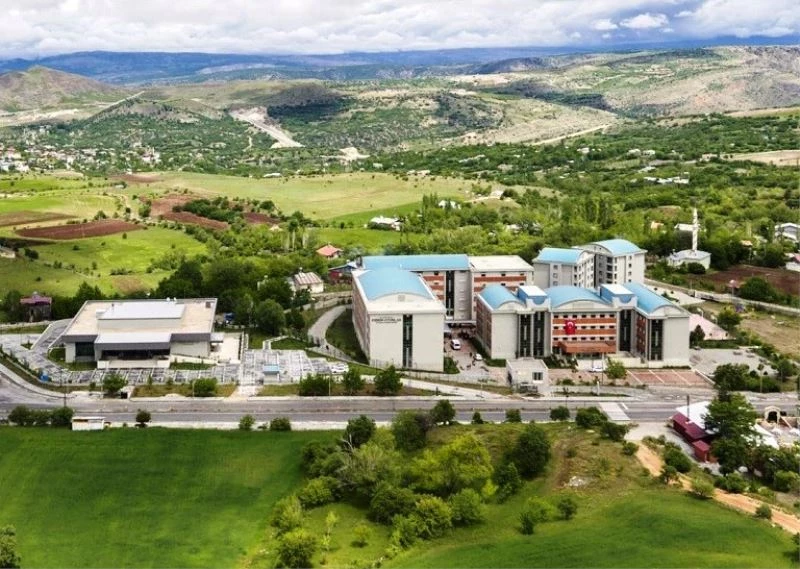 Arapgir’deki Kerem Aydınlar Fen Lisesi yeni öğrencilerini bekliyor
