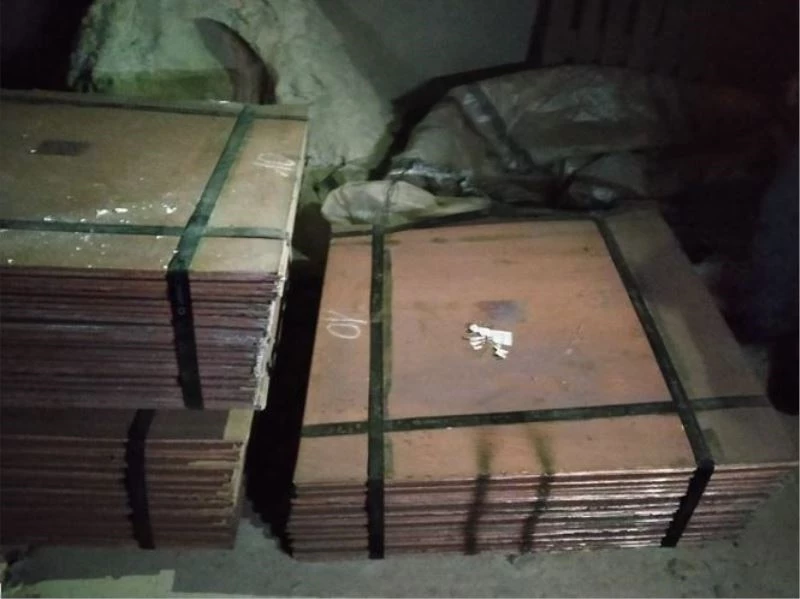 1 milyonluk 26 ton saf bakır çalan hırsızlar yakalandı
