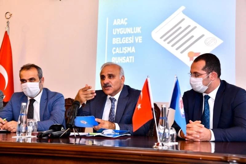 Başkan Zorluoğlu Akçaabat’ın dolmuş modernizasyon sistemini açıkladı
