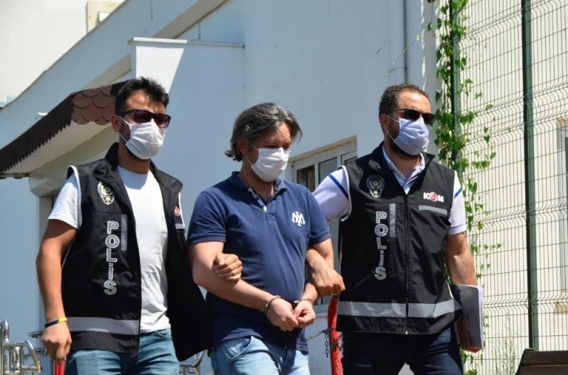 FETÖ’den aranan başkomiser teslim oldu
