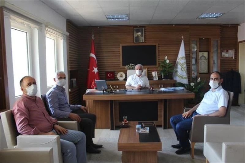 Geyve İlçe Müftüsü Okuyar’dan Bilecik İl Müftüsü Ali Erhun’a ziyaret
