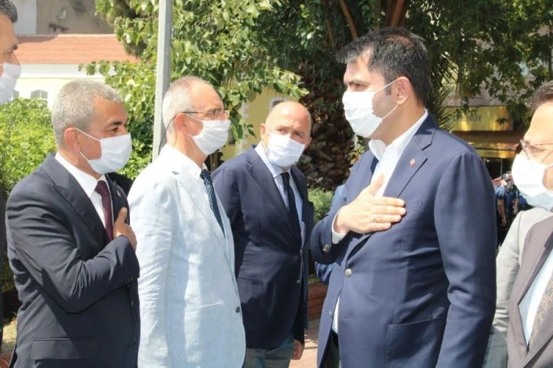 Başkan Kaplan’ın projeleri kabul edildi, Bakan Kurum Koçarlı’ya müjdeleri sıraladı
