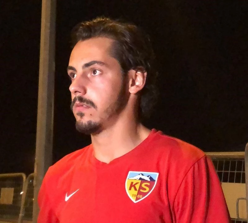 Kayserisporlu Yasir Subaşı:
