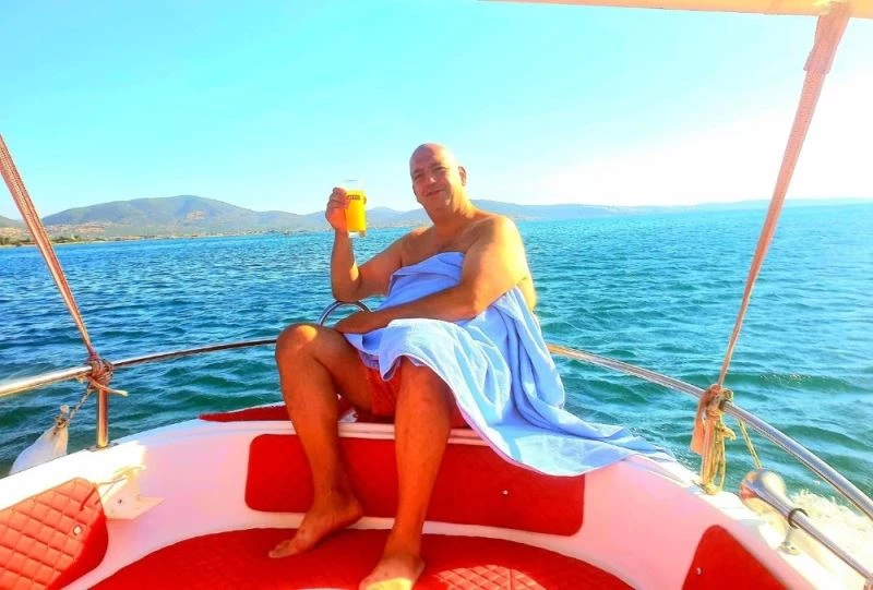 “Biraz tatil yapalım dedik” paylaşımı sonrası tekneleri battı
