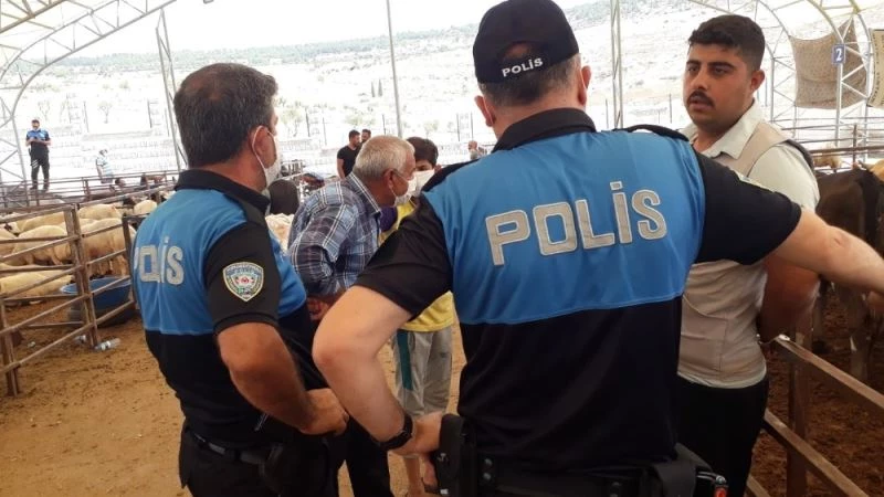 Kurban satanlara sahte para uyarısı
