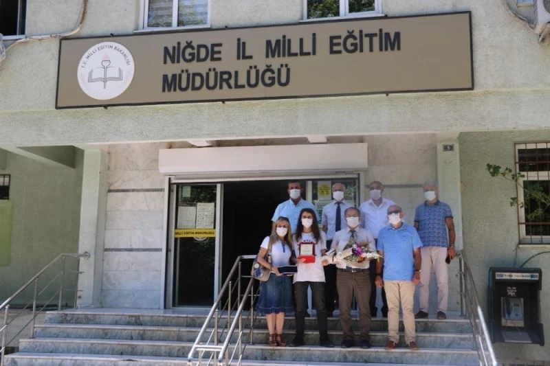 YDT Türkiye Birincisi Niğdeli Eren Şen: 