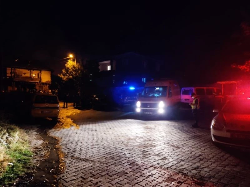 Kümese attıkları köz hayatlarına mal oldu
