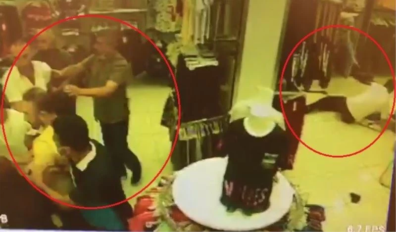 Maske takmayı kabul etmeyen şahıslar iş yeri sahibini böyle darp etti
