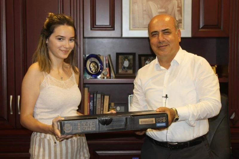 YKS Şampiyonuna Ödül
