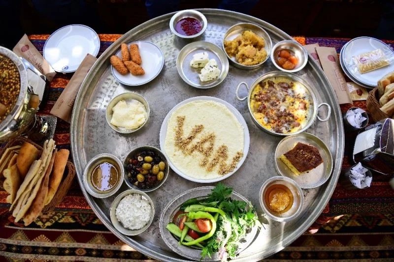Van kahvaltısı ve gül reçeli koruma altına alındı
