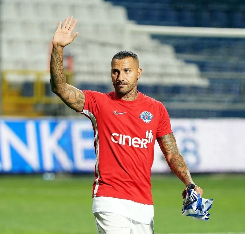 Kasımpaşa’da Quaresma ile yollar ayrıldı
