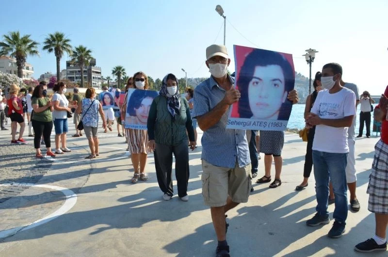 Sivas’ta yitirilenler Kuşadası’nda anıldı
