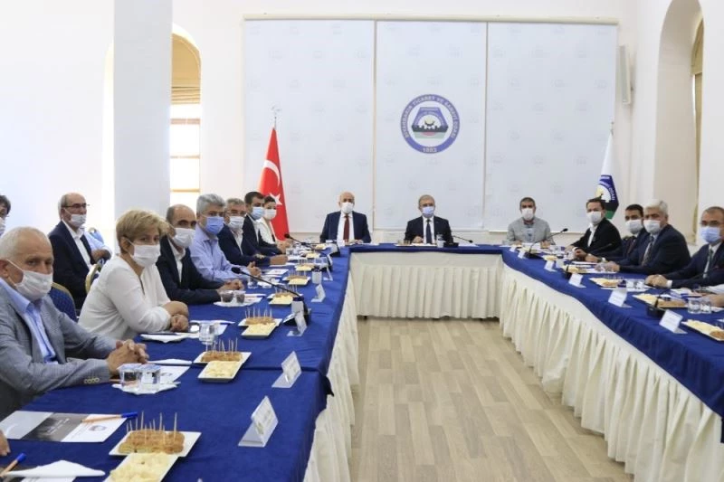 DTSO’dan Vali Karaloğlu’na brifing
