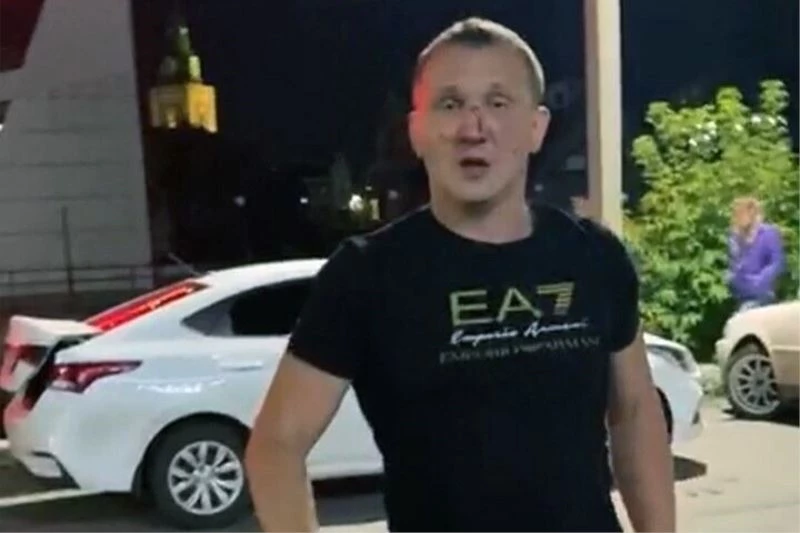 Rusya’da boksörlerin kavgasını ayırmaya çalışan kişi aldığı darbeyle öldü
