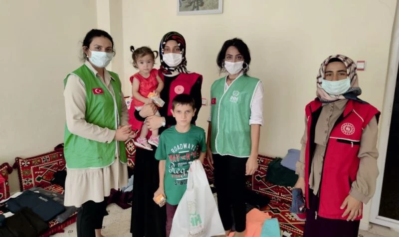 Kahta İHH bu bayramda da yetimleri güldürdü
