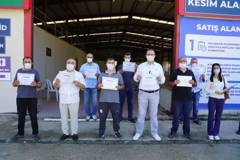 Esenyurt’un yeni kasapları sertifikalarını aldı
