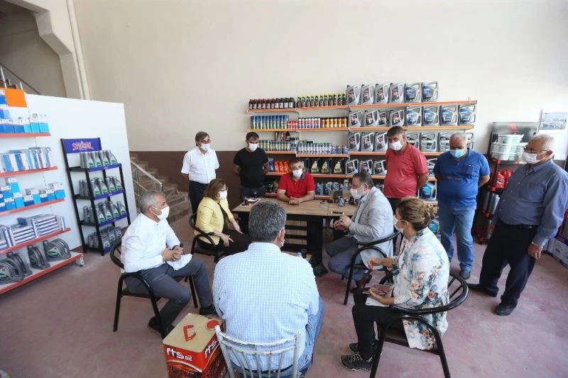 Göllüce kentsel dönüşümünde dükkanlara taşınmalar başladı
