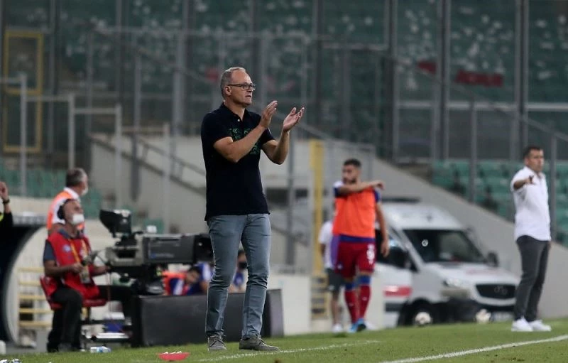 İrfan Buz: “Bursaspor olarak buralarda olmamamız gerekiyor”
