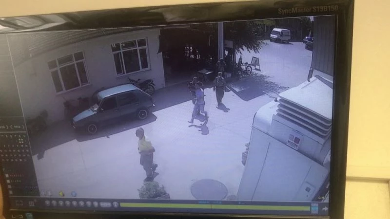 Patlama anında yaşananlar çevre mahallelerde bulunan güvenlik kameralarına yansıdı
